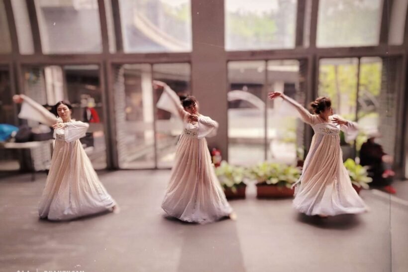 敦煌舞：中國古典舞的姊妹舞蹈？